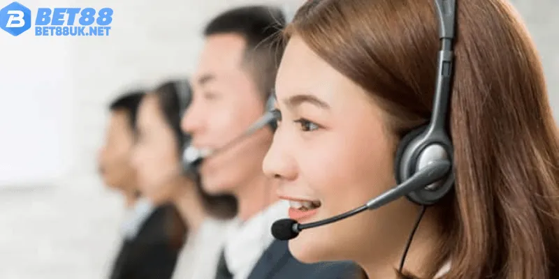 Gọi Điện Đến Tổng Đài Liên Hệ Bet88 Để Được Phản Hồi Nhanh